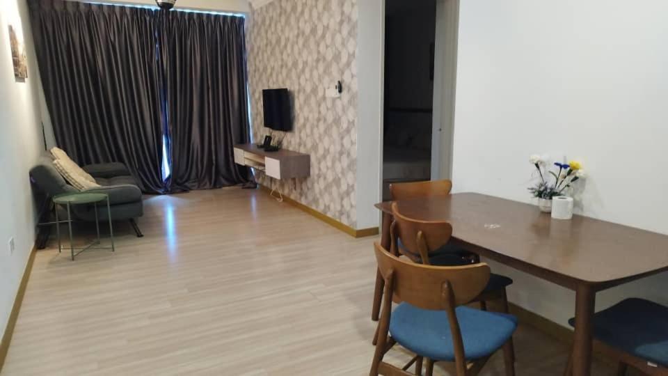 The Wave Residence Melaka Exterior foto